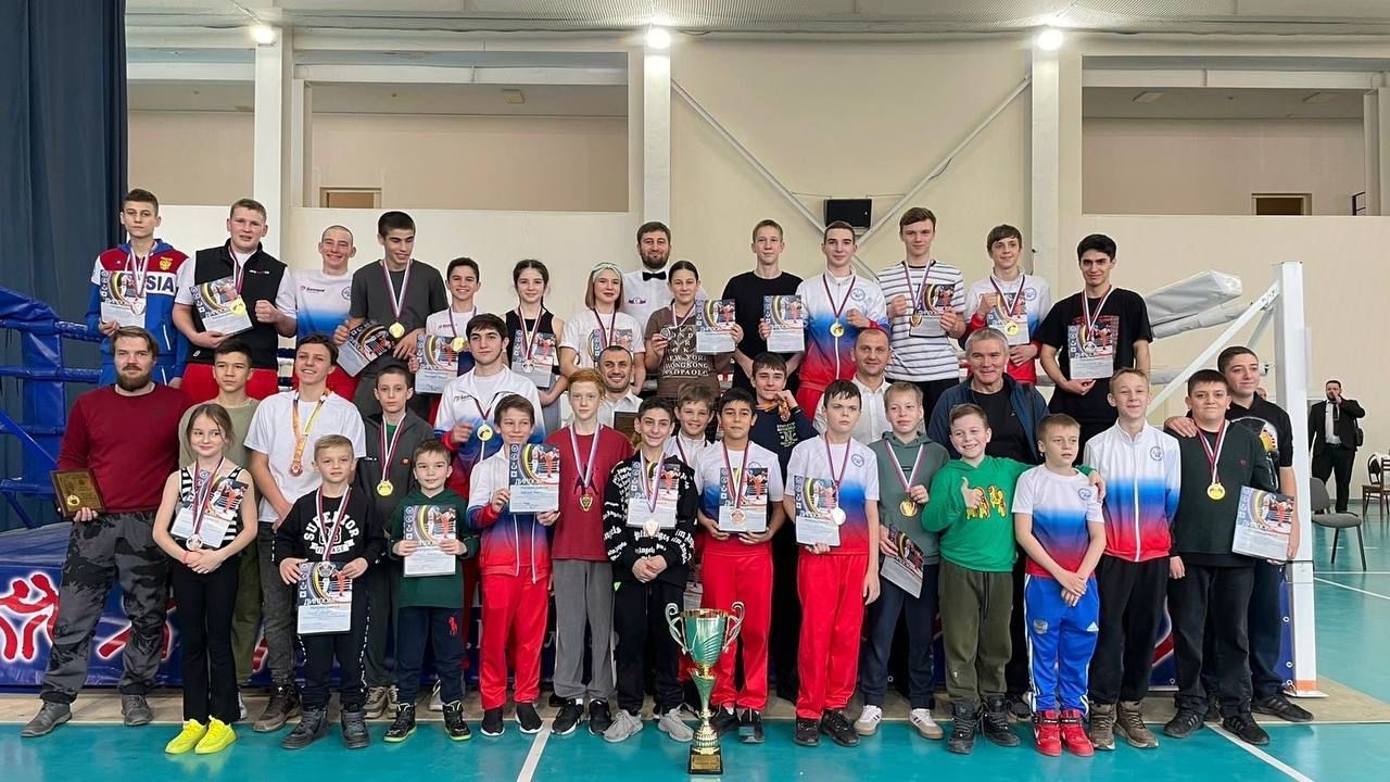 Кисловодские спортсмены завоевали 71 медаль на Чемпионате и Первенстве Ставропольского края по кикбоксингу.