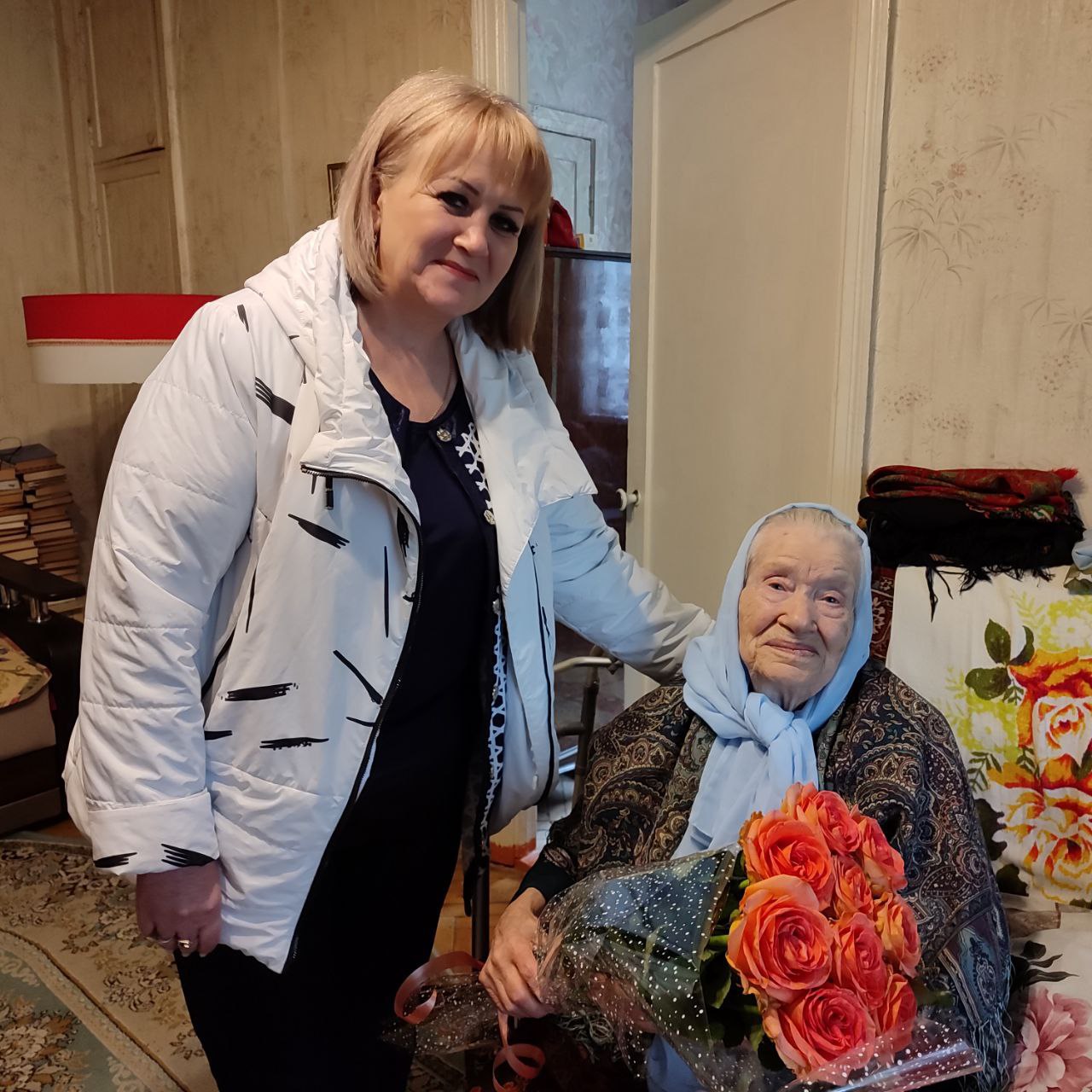 В Кисловодске с 95-летием поздравили труженицу тыла