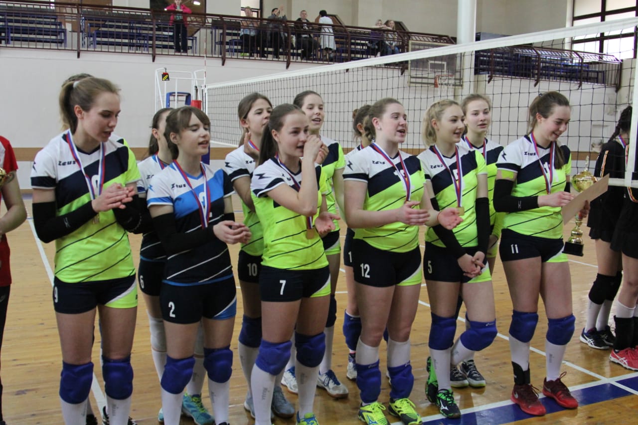 Волейбольная команда школьниц из Ставропольского края победила на спартакиаде в Кисловодске