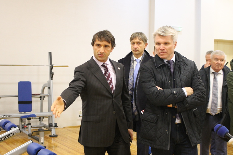 Министр спорта побывал в Кисловодске на  тренировках национальных сборных