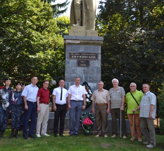 В Кисловодске отметили 140-летний юбилей одного из самых известных политических деятелей Cоветской республики - Феликса Дзержинского