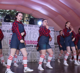Фейерверк в Кисловодске завершил празднование Дня молодежи