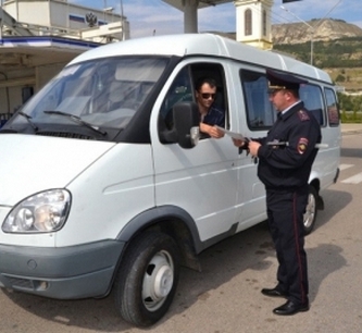 Инспекторы по безопасности дорожного движения города-курорта Кисловодска борются с перевозчиками-нелегалами