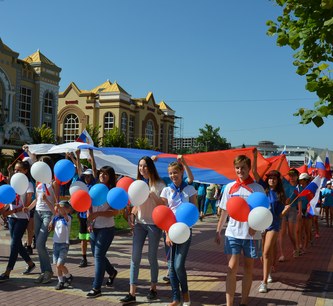 Сегодня, 22 августа, в России отмечают День государственного флага