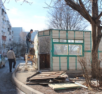 В Кисловодске сносятся незаконные павильоны