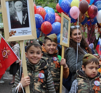В Кисловодске завершилось шествие «Бессмертного полка»