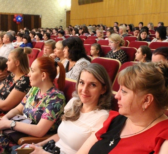 Будущее в руках тех, кто учит и кто учится: в Кисловодске прошла августовская конференция педагогов