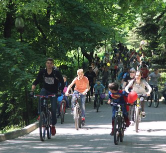 Кисловодские велосипедисты-любители приняли участие во Всероссийском дне велопарадов