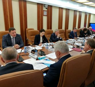 Александр Курбатов выступил на расширенном заседании Комитета Совета Федерации