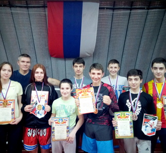 Кисловодчане стали призерами чемпионата и первенства СКФО по кикбоксингу