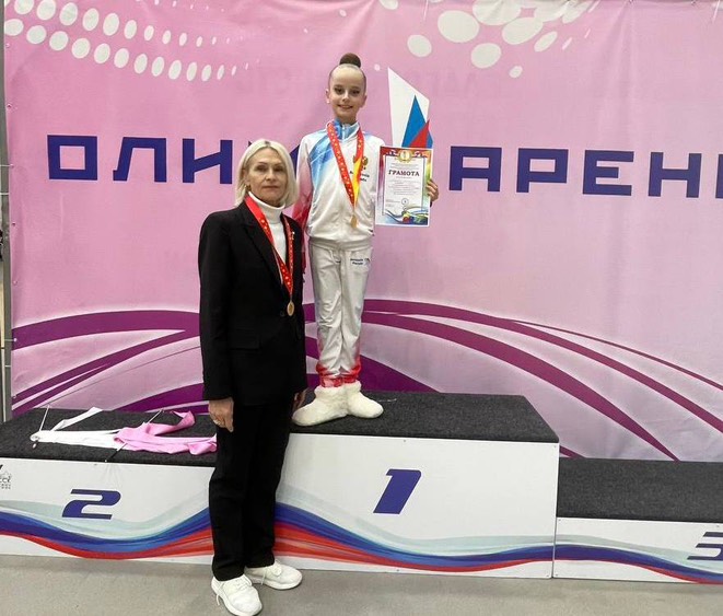 Кисловодчанка стала чемпионкой краевых соревнований по художественной гимнастике.