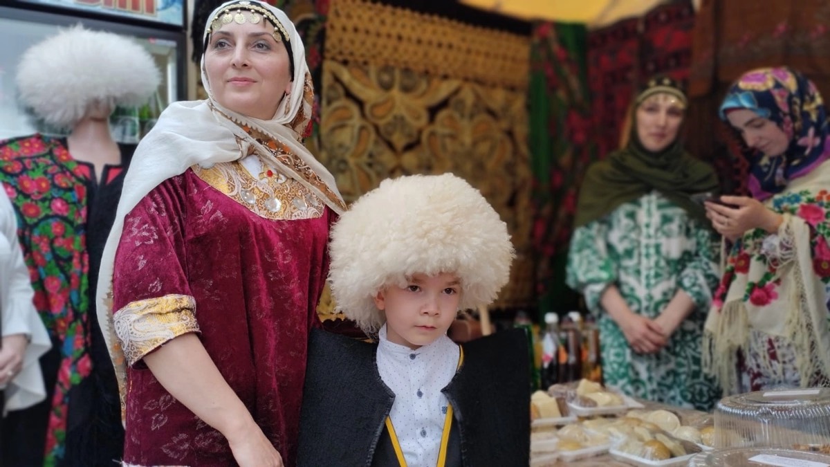 В День России «Парад национальностей» в Кисловодске соберет более 90 народностей курорта.