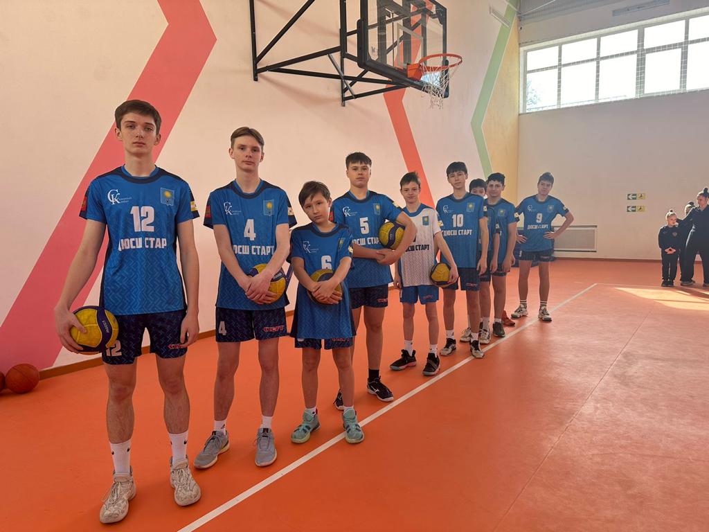 Самый большой школьный спортзал торжественно открыли в Кисловодске.