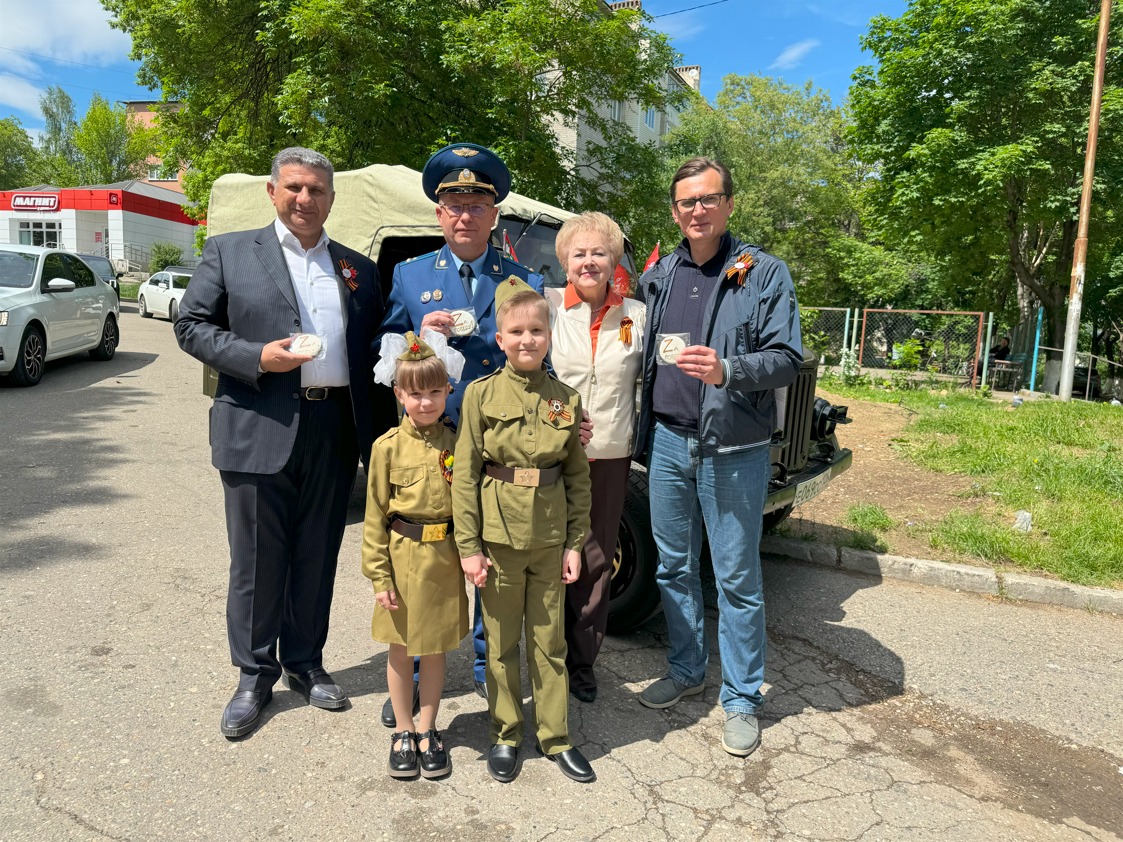 Глава Кисловодска поздравил всех городских ветеранов с Днём Победы.