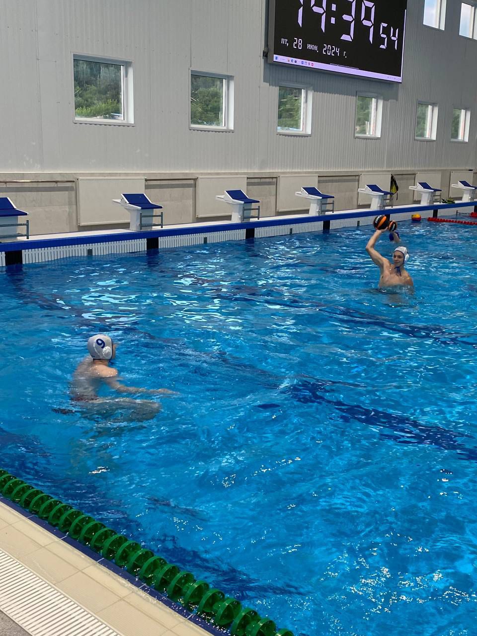 Новый крупнейший бассейн Ставрополья принял спортсменов сборной России по водному поло.