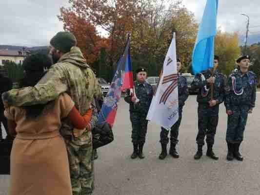 В Кисловодске торжественно проводили мобилизованных на боевое слаживание