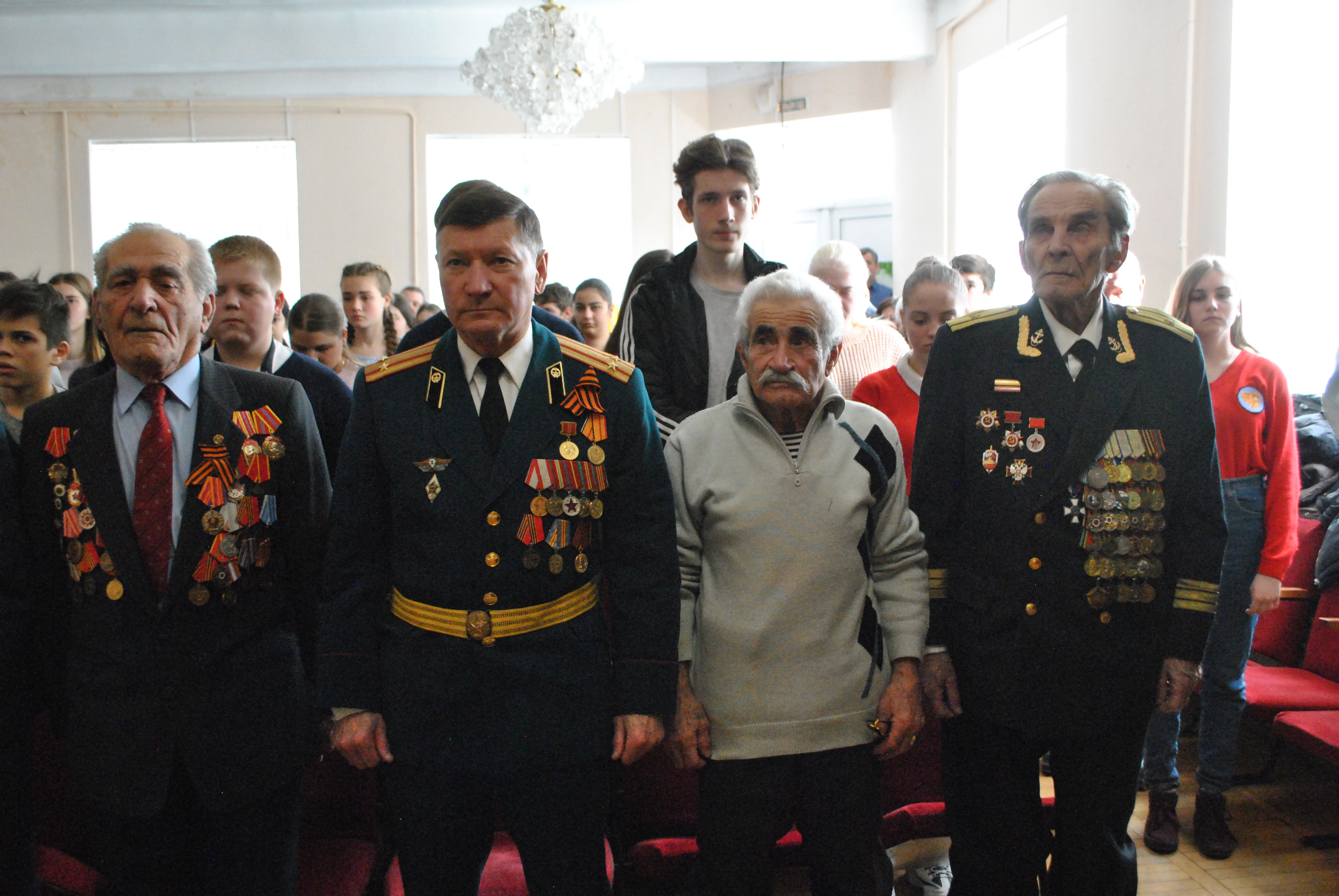 В Кисловодске поздравили ветеранов войны и боевых действий с Днем защитника отечества