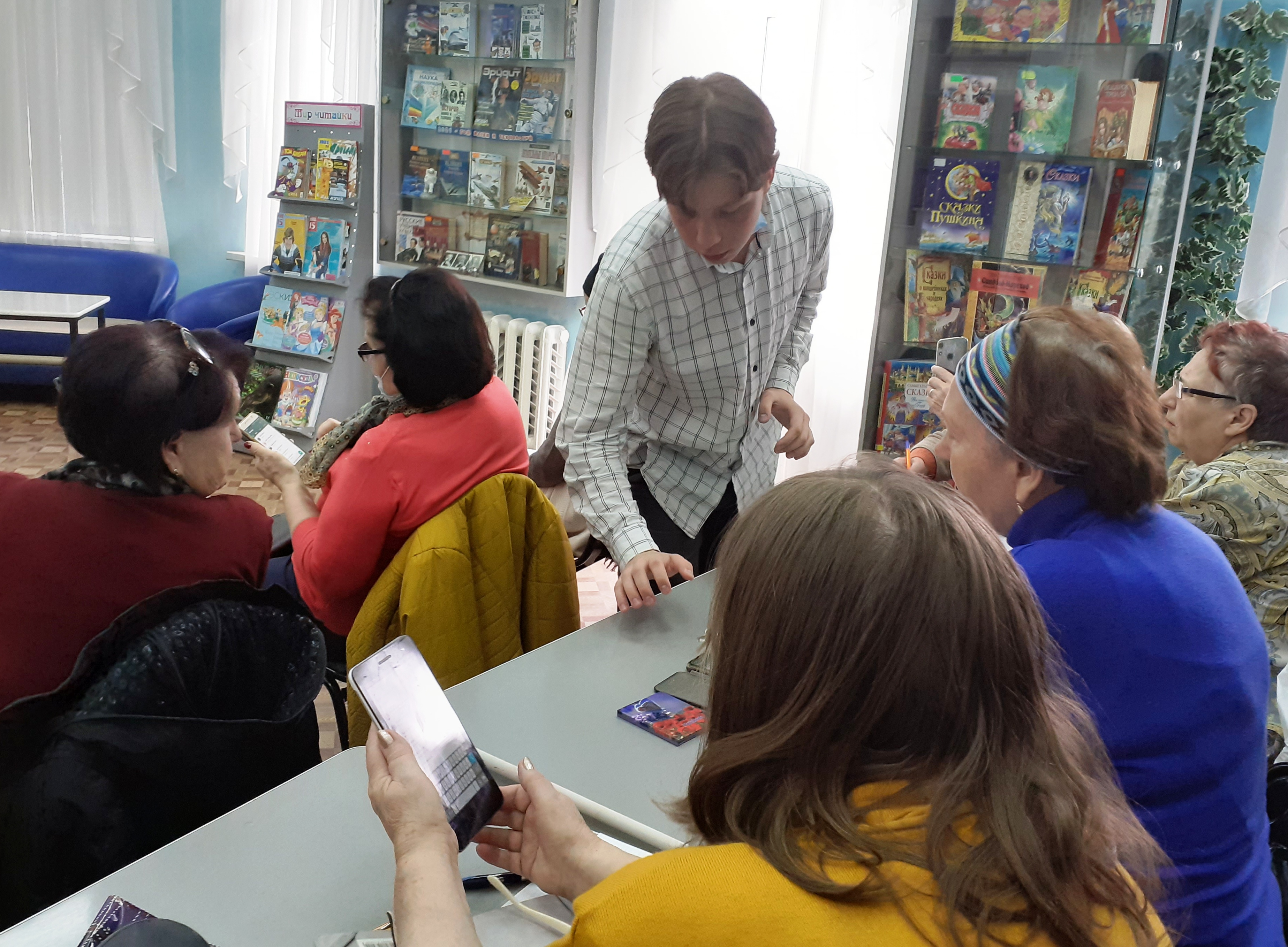 В Кисловодске прошел урок цифровой грамотности для пожилых людей