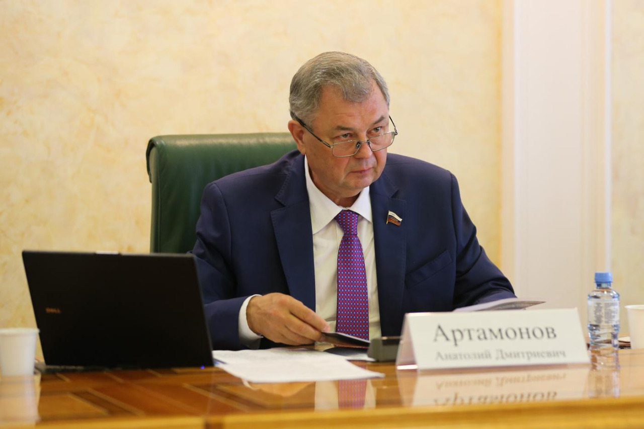 Анатолий Артамонов провел совещание по вопросам развития Кисловодска