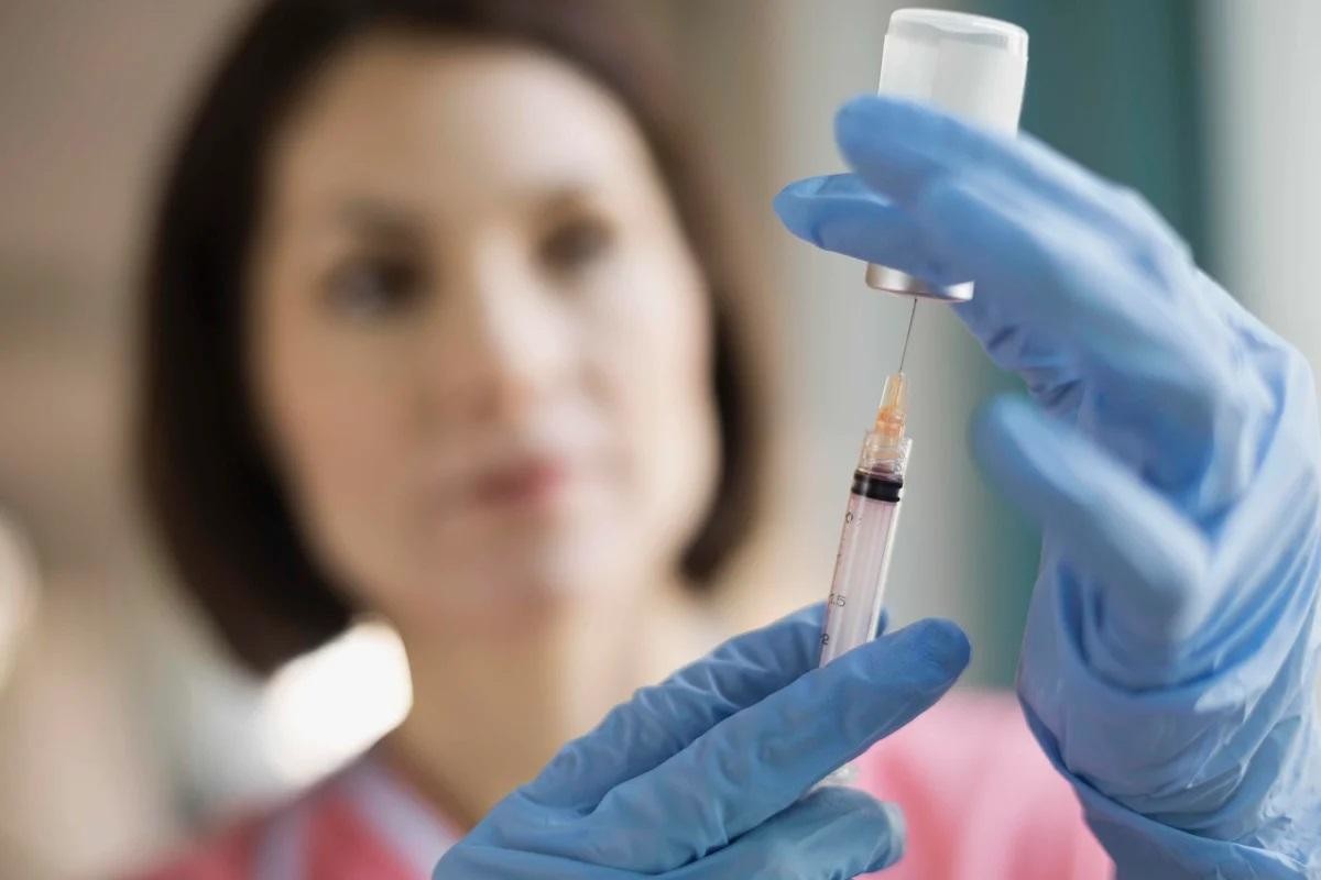 Прививку от коронавируса уже сделали почти 268,5 тысячи ставропольцев