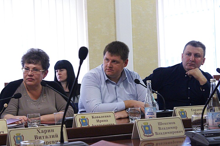 В Кисловодске депутаты-единороссы обсудили строительство новых спортивных площадок