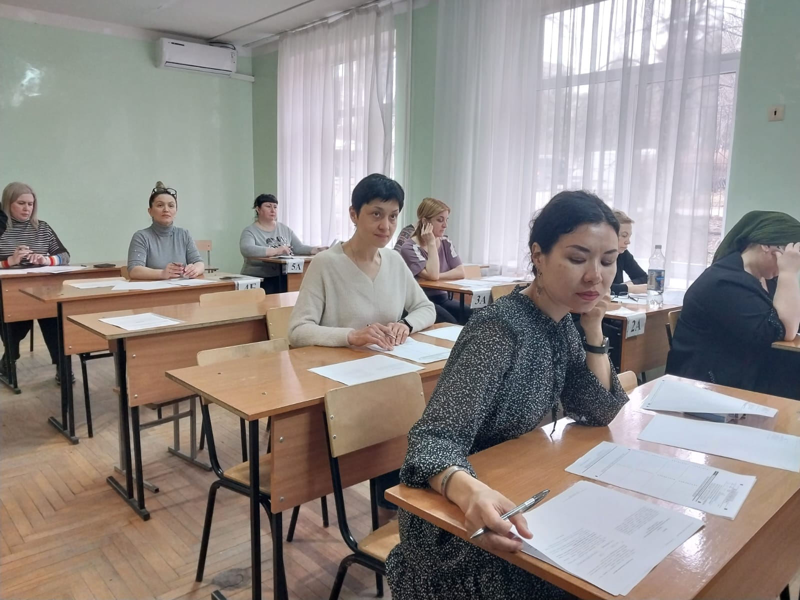 В Кисловодске родители выпускников-2023 проверили сдали  ЕГЭ