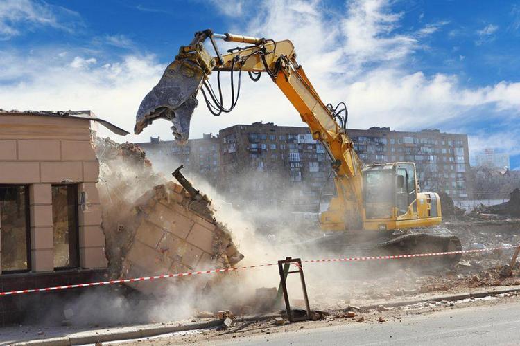 Еще 12 самовольно установленных объектов должны демонтировать в Кисловодске до конца года