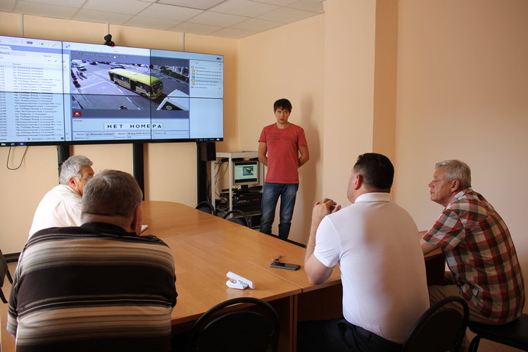Глава Кисловодска ознакомился с работой аппаратно-программного комплекса «Безопасный город»