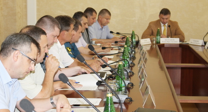 В Кисловодске члены краевого правительства провели заседание межведомственной рабочей группы по вопросам ТЭК и модернизации промышленных предприятий города