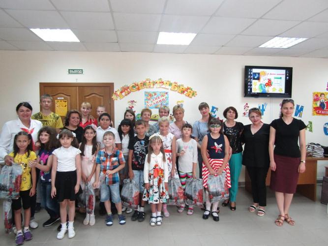 Будущих первоклашек поздравили в Кисловодском центре социального обслуживания