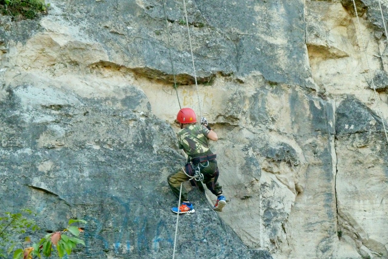 Воспитанники военно-патриотического клуба Кисловодска прошли «школу альпинизма» на Машуке